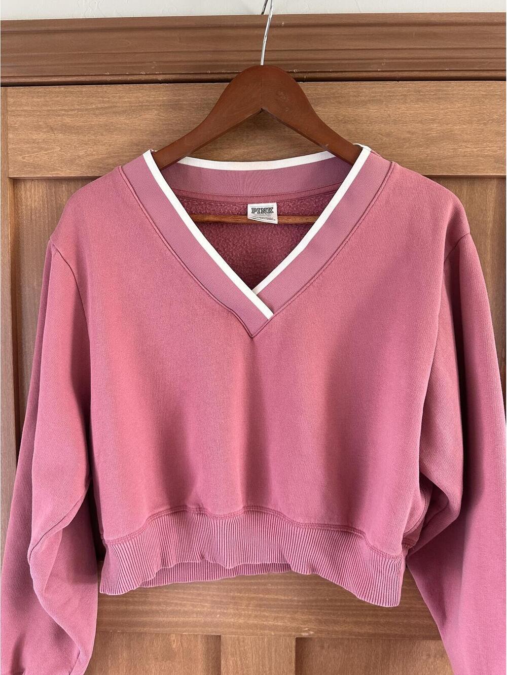 Victoria’s Secret PINK Fleece Long Sleeve V-Neck Cropped Pullover Women’s Small - Picture 5 of 14
